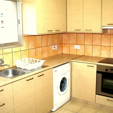 Apartment Happy 3 *